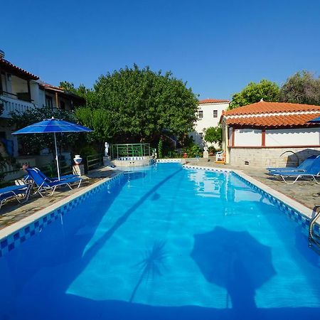 Albatross Aparthotel Marathokampos Bagian luar foto