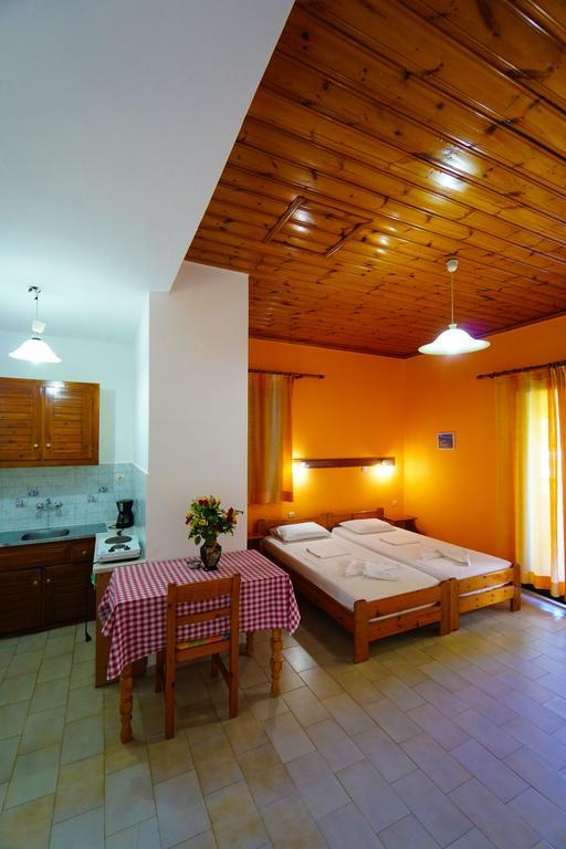 Albatross Aparthotel Marathokampos Bagian luar foto