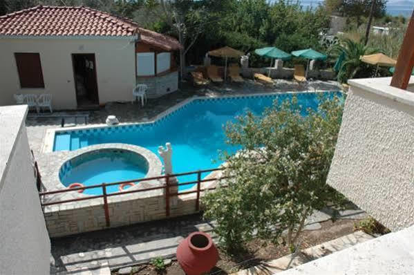 Albatross Aparthotel Marathokampos Bagian luar foto